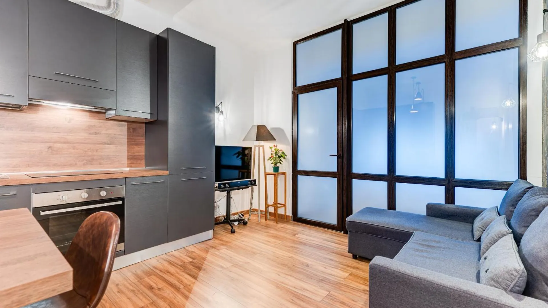 Rue De France - 2Pers, Wifi, Hyper Centre Apartment Nice 0*,  France